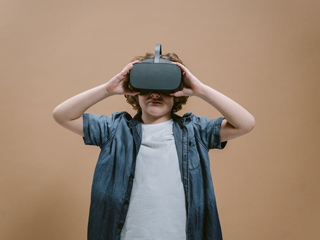 vrcinema2_320x240